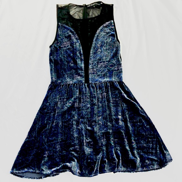 For Love And Lemons Dresses & Skirts - FOR LOVE AND LEMONS navy print velvet mesh back fit and flare mini dress size M